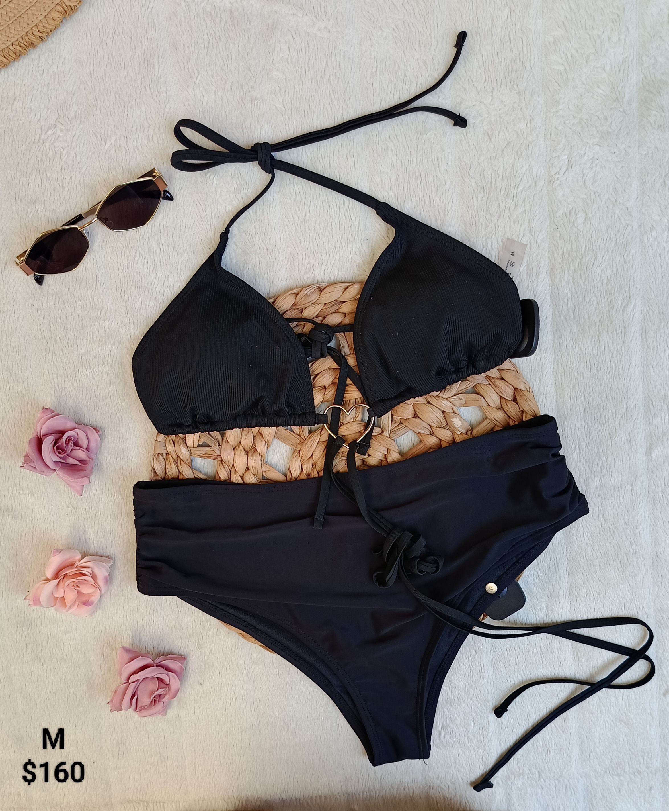 Traje de baño color negro